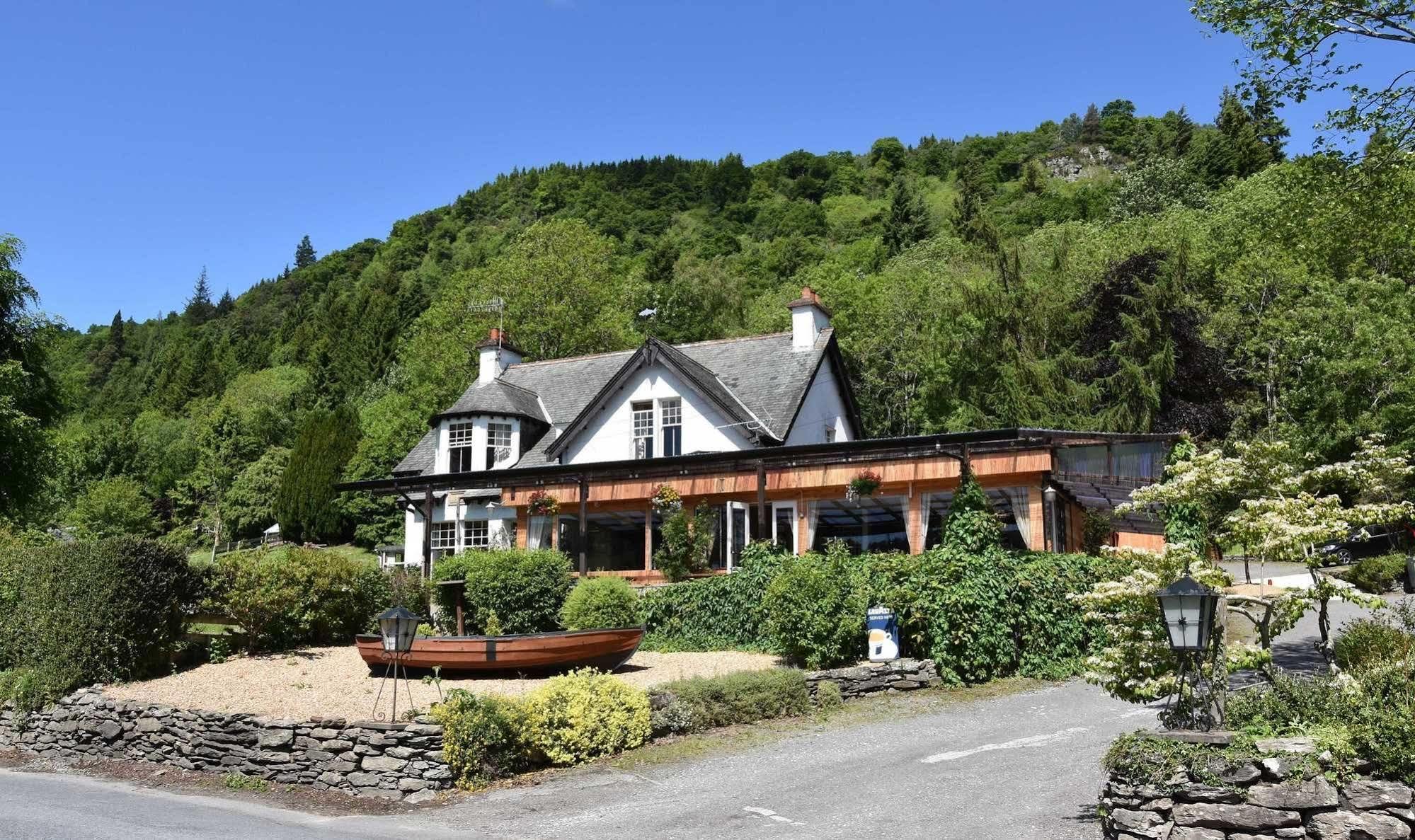 Ailean Chraggan Hotell Aberfeldy Exteriör bild